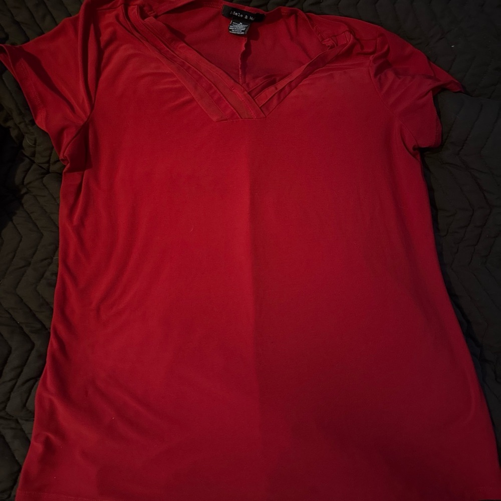 Women's Red V-Neck Short Sleeve Tee with Trim